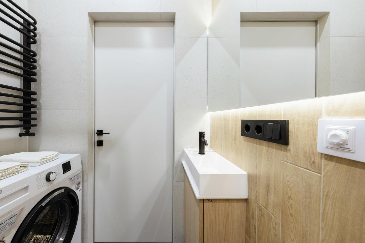 Luxury Apartments Smart House Uzjhorod Eksteriør billede