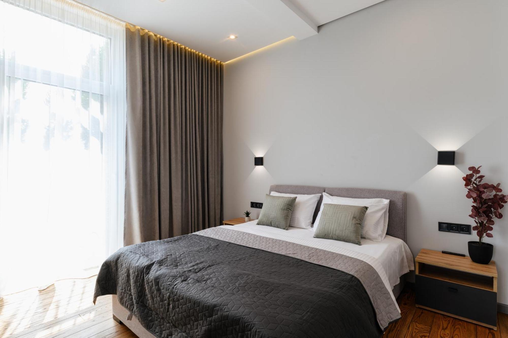 Luxury Apartments Smart House Uzjhorod Eksteriør billede